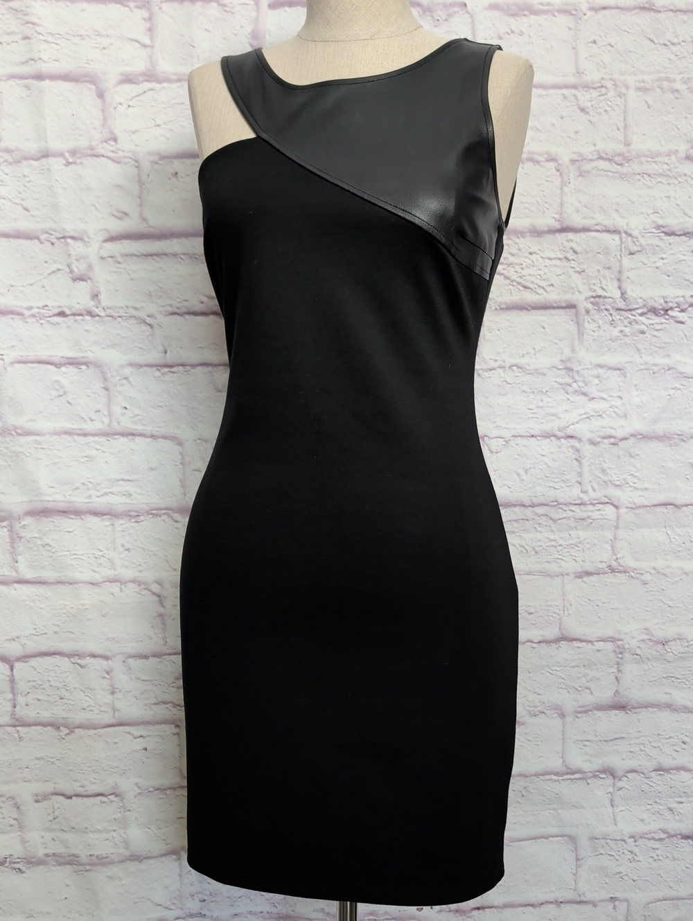G by Guess Black Sleeveless Faux Leather Mini Dress - Size Small